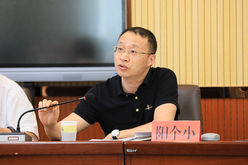 新發(fā)展集團(tuán)副總經(jīng)理陽個(gè)?。?）.jpg